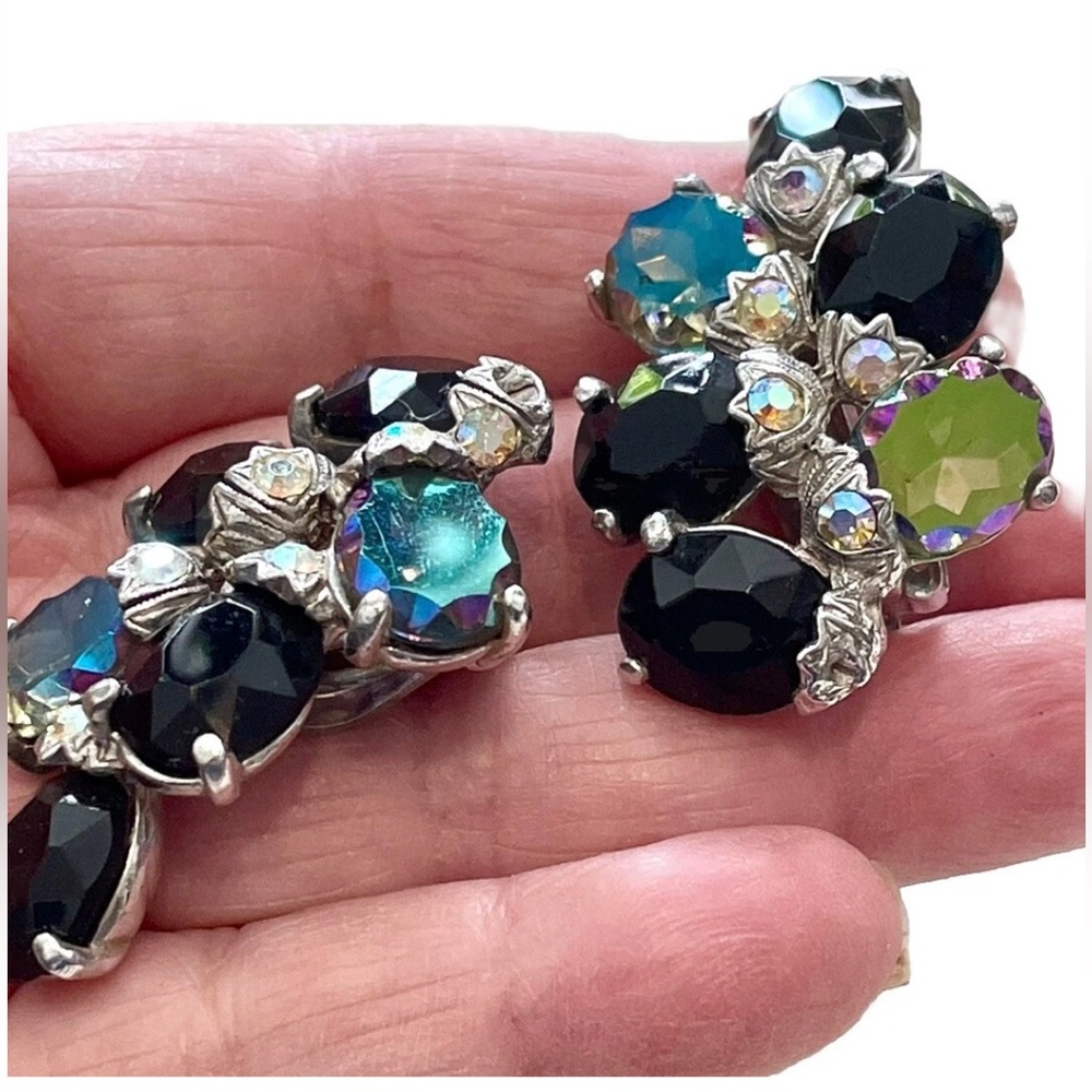 Schiaparelli Bracelet + Earrings Set Aurora Borealis AB Black Rhinestones VTG - Picture 7 of 15
